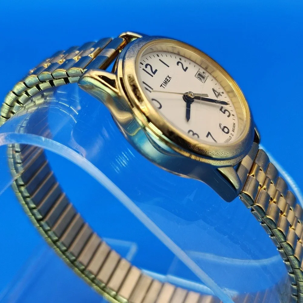 Vintage 1996 Timex Indiglo‎ Date 25mm Women's Quartz Watch Gold Size 4-8+